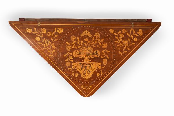 Tavolino da gioco Luigi XVI, Olanda, secolo XVIII  - Asta Incanti d'Arte - Associazione Nazionale - Case d'Asta italiane