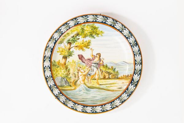 Piatto da parata in maiolica policroma. Manifattura di Ginori, fine secolo XIX  - Asta Incanti d'Arte - Associazione Nazionale - Case d'Asta italiane