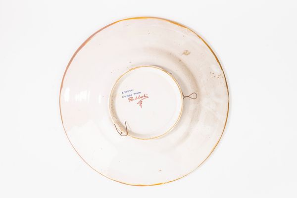Coppia di piatti da parata in maiolica a lustro. Alberto Rubboli, Gualdo Tadino, fine secolo XIX/XX  - Asta Incanti d'Arte - Associazione Nazionale - Case d'Asta italiane