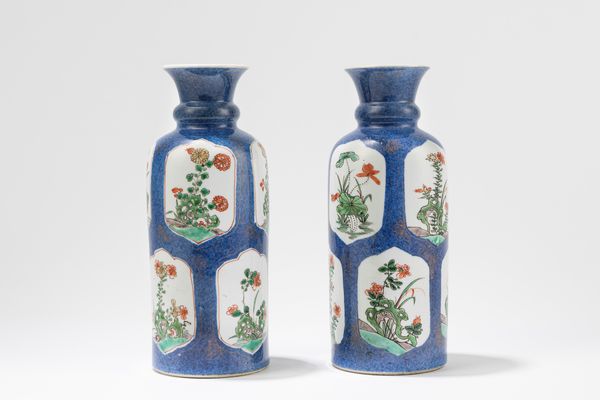 COPPIA DI VASI IN PORCELLANA FAMIGLIA VERDE  - Asta Incanti d'Arte - Associazione Nazionale - Case d'Asta italiane