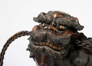 Due grandi incensieri in bronzo con coperchio  - Asta Incanti d'Arte - Associazione Nazionale - Case d'Asta italiane