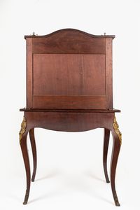 Bonheur du jour. Secolo XIX  - Asta Incanti d'Arte - Associazione Nazionale - Case d'Asta italiane