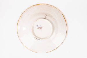 Coppia di piatti da parata in maiolica a lustro. Alberto Rubboli, Gualdo Tadino, fine secolo XIX/XX  - Asta Incanti d'Arte - Associazione Nazionale - Case d'Asta italiane