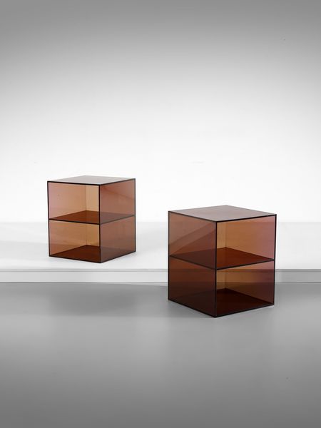 MANIFATTURA ITALIANA : Coppia di comodini .  - Asta Asta 503 | DESIGN E ARTI DECORATIVE DEL NOVECENTO Virtuale - Associazione Nazionale - Case d'Asta italiane