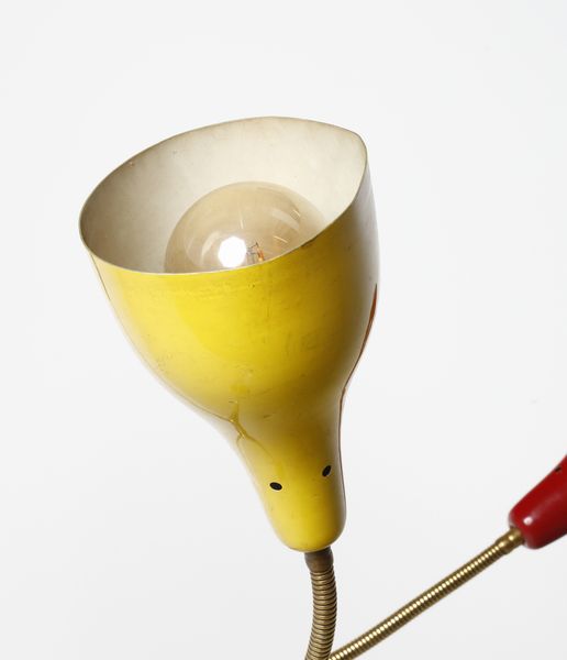 GIUSEPPE OSTUNI : attribuito. Lampada da terra a tre luci con bracci snodabili, probabile produzione O-Luce, Milano.  - Asta Asta 503 | DESIGN E ARTI DECORATIVE DEL NOVECENTO Virtuale - Associazione Nazionale - Case d'Asta italiane