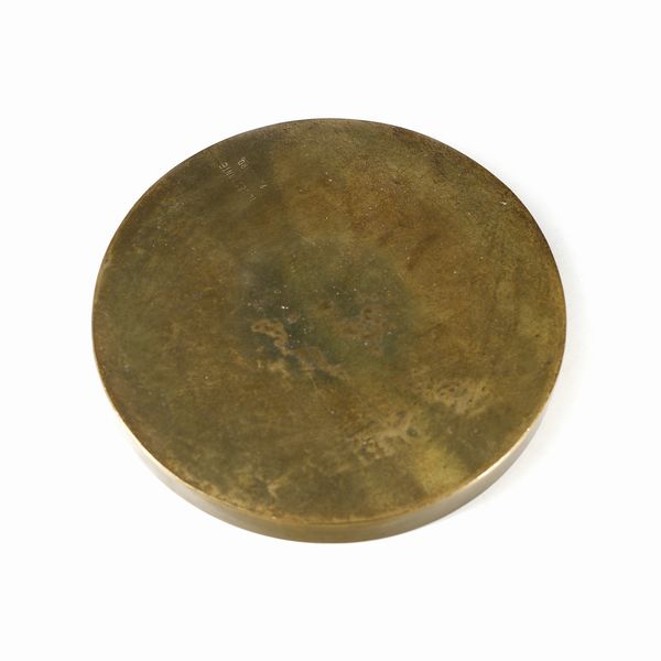 GIO (1930-2002) & ARNALDO (n. 1926) POMODORO : Piatto per Il Sestante, Milano.  - Asta Asta 503 | DESIGN E ARTI DECORATIVE DEL NOVECENTO Virtuale - Associazione Nazionale - Case d'Asta italiane