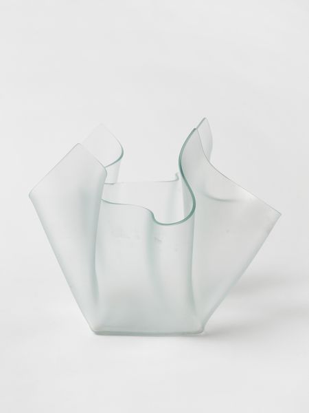 PIETRO CHIESA : attribuito. Vaso Cartoccio a base quadrata probabile produzione Fontana Arte, Milano.  - Asta Asta 503 | DESIGN E ARTI DECORATIVE DEL NOVECENTO Virtuale - Associazione Nazionale - Case d'Asta italiane