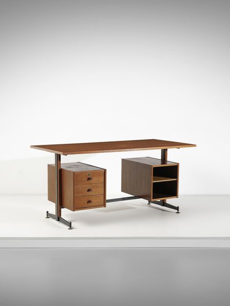 MANIFATTURA BRIANZOLA : Scrivania.  - Asta Asta 503 | DESIGN E ARTI DECORATIVE DEL NOVECENTO Virtuale - Associazione Nazionale - Case d'Asta italiane