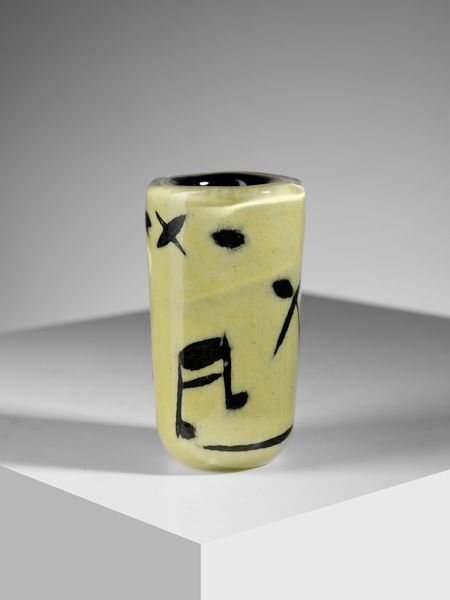 MANIFATTURA NORDICA : Piccolo vaso trococonico a sezione schiacciata.  - Asta Asta 503 | DESIGN E ARTI DECORATIVE DEL NOVECENTO Virtuale - Associazione Nazionale - Case d'Asta italiane