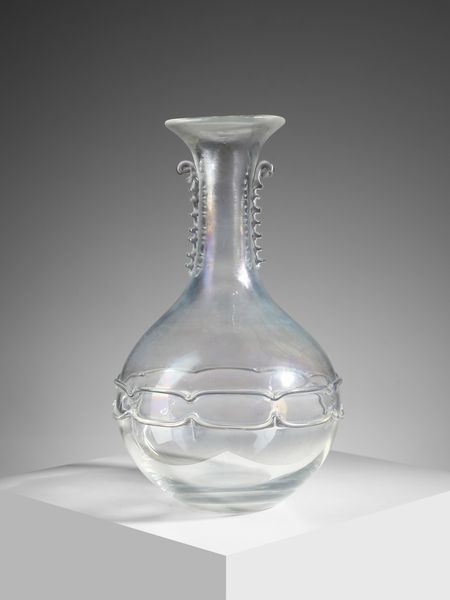 L. ZANETTI : Grande vaso a collo allungato decorato con morise e fili di vetro orizzontali, Murano .  - Asta Asta 503 | DESIGN E ARTI DECORATIVE DEL NOVECENTO Virtuale - Associazione Nazionale - Case d'Asta italiane