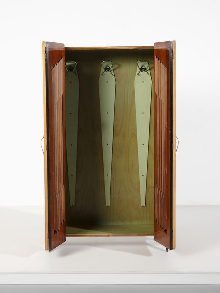 MANIFATTURA ITALIANA : Mobile da ingresso a quattro ante.  - Asta Asta 503 | DESIGN E ARTI DECORATIVE DEL NOVECENTO Virtuale - Associazione Nazionale - Case d'Asta italiane