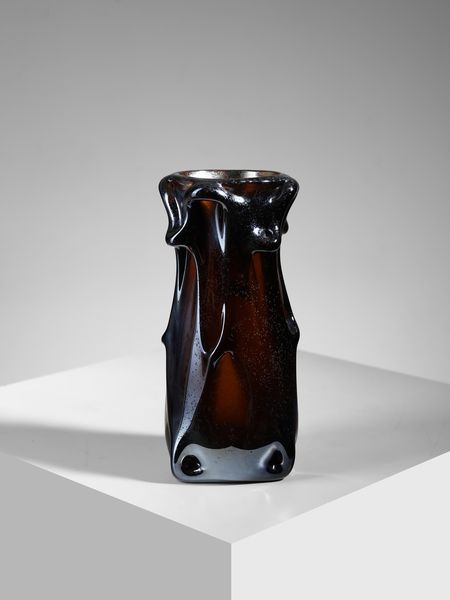 MANIFATTURA MURANESE : Vaso informale con estroflessioni .  - Asta Asta 503 | DESIGN E ARTI DECORATIVE DEL NOVECENTO Virtuale - Associazione Nazionale - Case d'Asta italiane