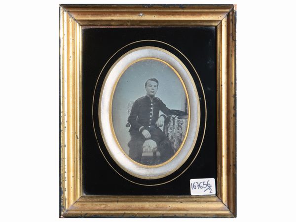 Curiosità militaria d'epoca  - Asta Due case fiorentine - Associazione Nazionale - Case d'Asta italiane