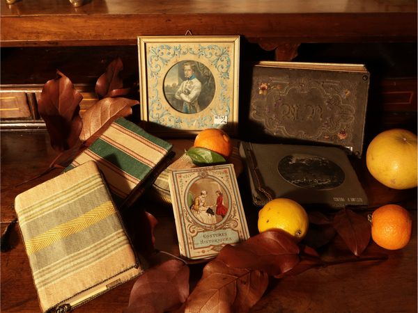 Lotto di curiosità d'epoca  - Asta Due case fiorentine - Associazione Nazionale - Case d'Asta italiane