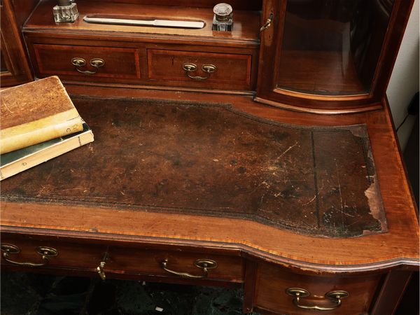 Scrittoio da signora in satinwood  - Asta Due case fiorentine - Associazione Nazionale - Case d'Asta italiane