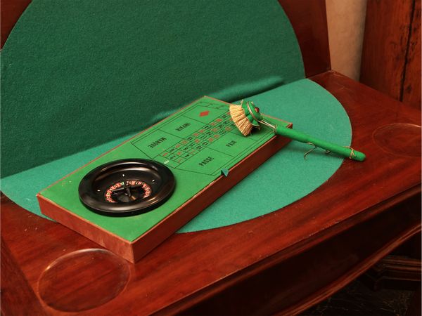 Tavolino da gioco in piuma di mogano  - Asta Due case fiorentine - Associazione Nazionale - Case d'Asta italiane