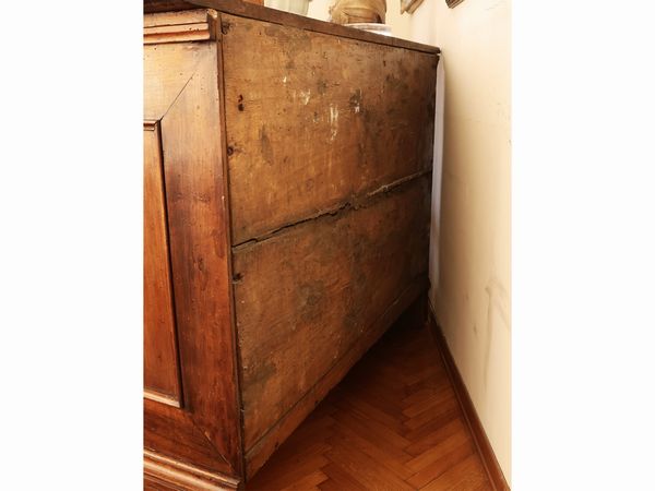 Cassettone in noce  - Asta Due case fiorentine - Associazione Nazionale - Case d'Asta italiane