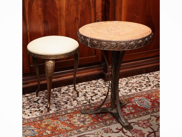 Due complementi di arredo d'epoca  - Asta Due case fiorentine - Associazione Nazionale - Case d'Asta italiane