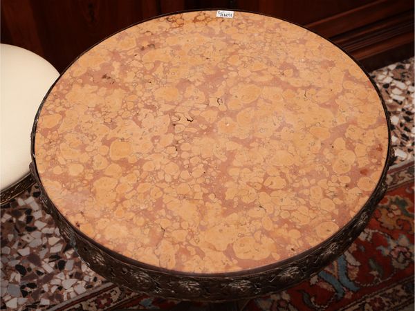 Due complementi di arredo d'epoca  - Asta Due case fiorentine - Associazione Nazionale - Case d'Asta italiane