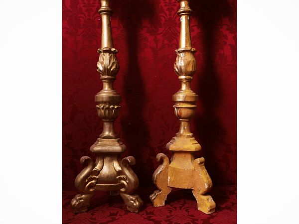 Coppia di torciere in legno intagliato e dorato  - Asta Due case fiorentine - Associazione Nazionale - Case d'Asta italiane