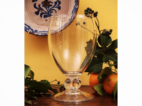 Vaso in cristallo, Lalique  - Asta Due case fiorentine - Associazione Nazionale - Case d'Asta italiane