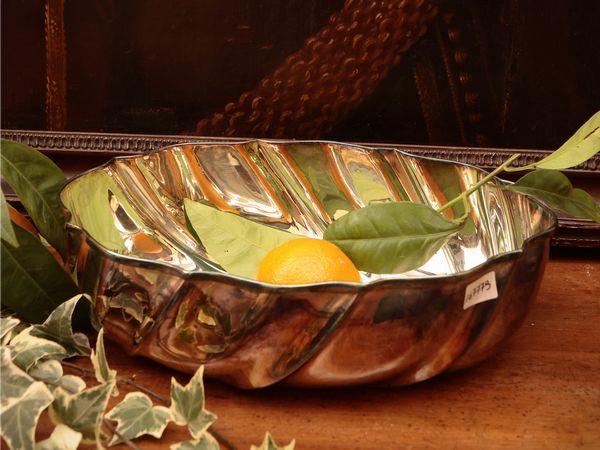 Cestino centrotavola in argento  - Asta Due case fiorentine - Associazione Nazionale - Case d'Asta italiane
