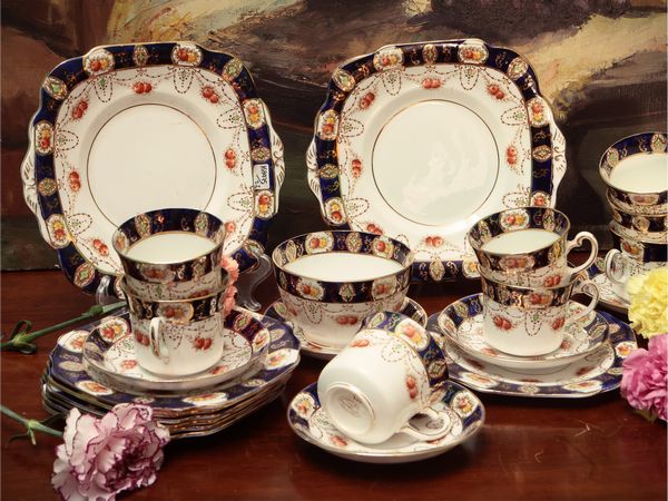 Servizio da t� in porcellana  - Asta Due case fiorentine - Associazione Nazionale - Case d'Asta italiane