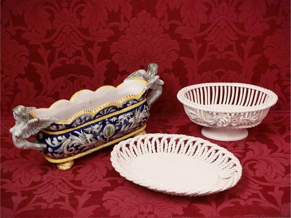 Tre accessori per la casa in ceramica  - Asta Due case fiorentine - Associazione Nazionale - Case d'Asta italiane