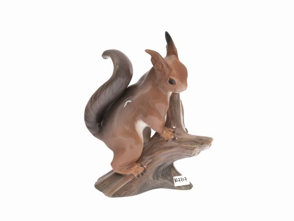 Gruppo in porcellana policroma, Bing & Grondhal  - Asta Due case fiorentine - Associazione Nazionale - Case d'Asta italiane