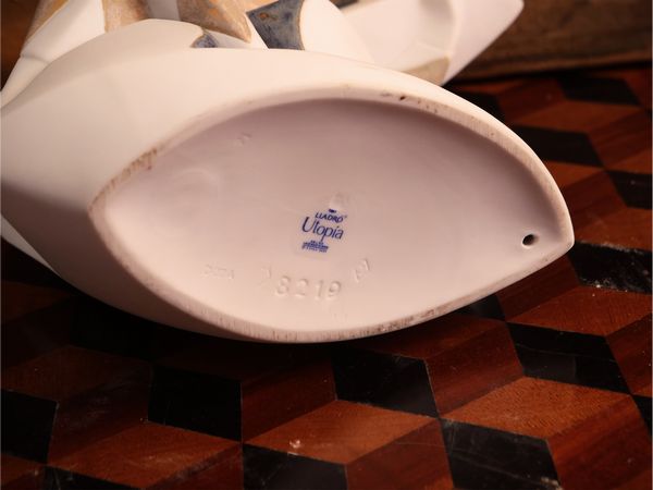 Arlecchino musicante in porcellana, serie Utopia, Lladr�  - Asta Due case fiorentine - Associazione Nazionale - Case d'Asta italiane