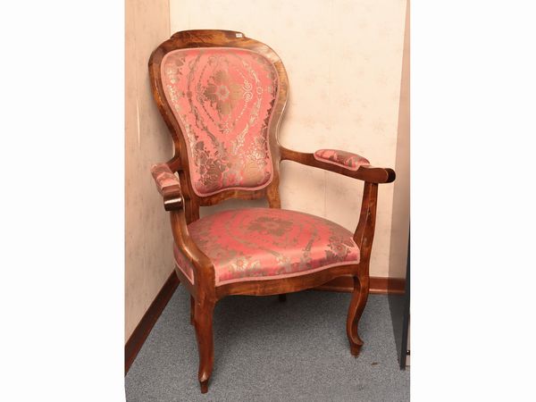 Poltrona in noce  - Asta Due case fiorentine - Associazione Nazionale - Case d'Asta italiane