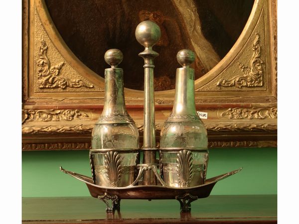 Oliera in argento  - Asta Due case fiorentine - Associazione Nazionale - Case d'Asta italiane