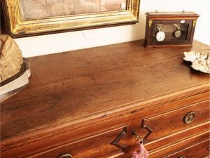 Cassettone in noce  - Asta Due case fiorentine - Associazione Nazionale - Case d'Asta italiane