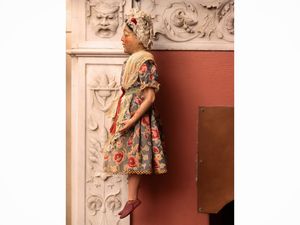 Servetta e servitore in livrea  - Asta Due case fiorentine - Associazione Nazionale - Case d'Asta italiane