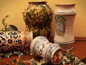 Lotto di maioliche  - Asta Due case fiorentine - Associazione Nazionale - Case d'Asta italiane