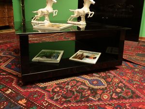 Grande tavolo basso da salotto  - Asta Due case fiorentine - Associazione Nazionale - Case d'Asta italiane