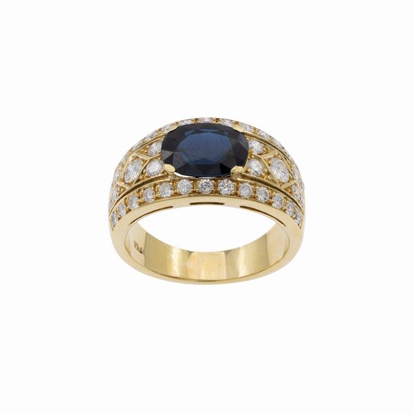 Anello in oro giallo 18kt zaffiro e diamanti  - Asta Gioielli Orologi Bijoux Vintage Web Only - Associazione Nazionale - Case d'Asta italiane