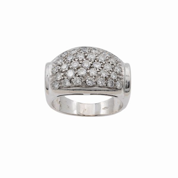 Anello in oro bianco 18kt e diamanti  - Asta Gioielli Orologi Bijoux Vintage Web Only - Associazione Nazionale - Case d'Asta italiane