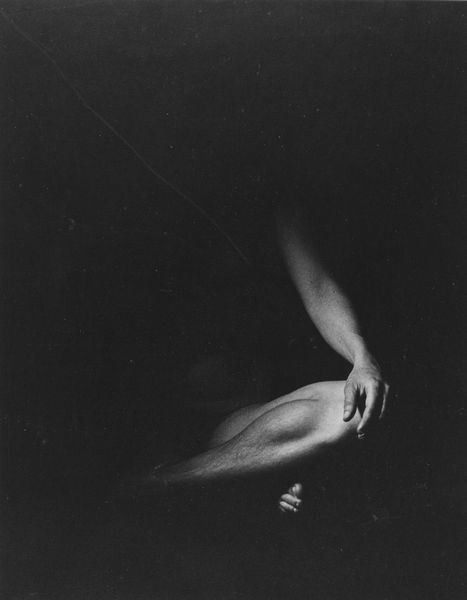 Egon Egone : Arm, Hand, Leg and Foot  - Asta Fotografia: Unveiled Beauty - Associazione Nazionale - Case d'Asta italiane