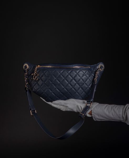 CHANEL : Marsupio  - Asta Luxury Fashion - Associazione Nazionale - Case d'Asta italiane