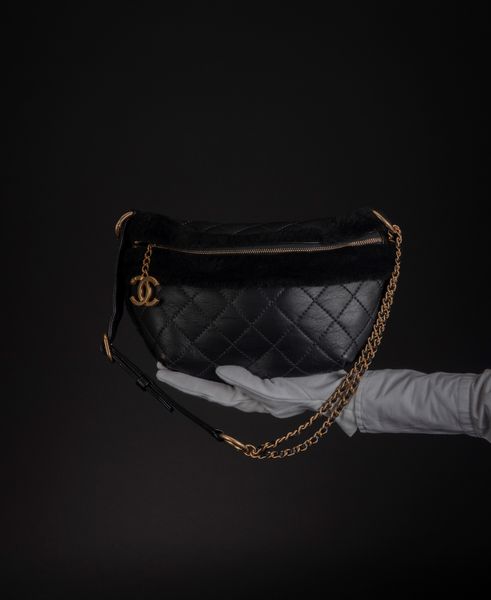 CHANEL : Marsupio  - Asta Luxury Fashion - Associazione Nazionale - Case d'Asta italiane