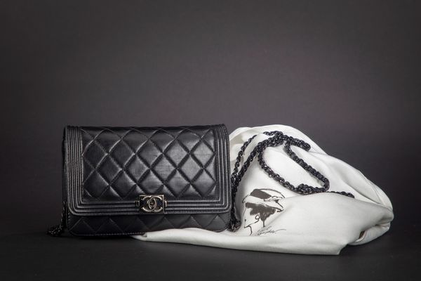 CHANEL : Borsa Wallet on chain Boy  - Asta Luxury Fashion - Associazione Nazionale - Case d'Asta italiane