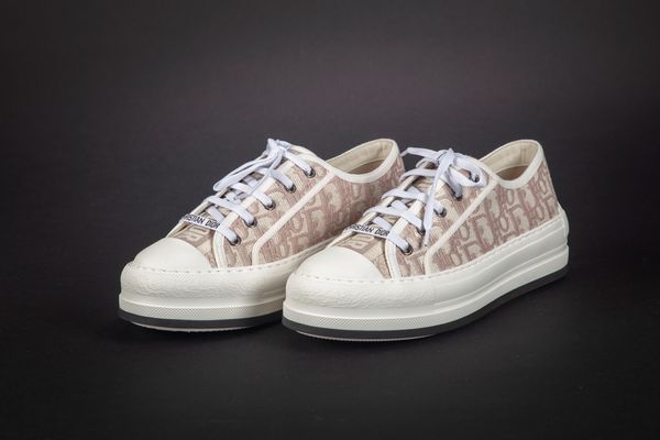 Christian Dior : Sneaker Walk'n'Dior  - Asta Luxury Fashion - Associazione Nazionale - Case d'Asta italiane