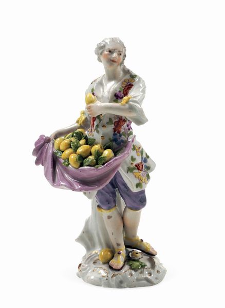 Figurina di venditore di limoni<BR>Meissen, 1755 circa<BR>Modello di Friedrich Elias Meyer<BR>  - Asta Maioliche e Porcellane - Associazione Nazionale - Case d'Asta italiane