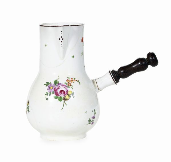 Cioccolatiera<BR>Torino, Manifattura di Vinovo, periodo Hannong, 1776-1779  - Asta Maioliche e Porcellane - Associazione Nazionale - Case d'Asta italiane