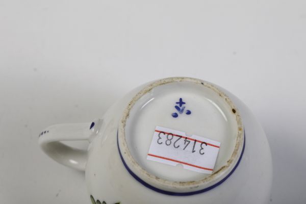 Dieci cremiere<BR>Torino, Manifattura di Vinovo, periodi Gioanetti (1780-1815), 1800 circa<BR>  - Asta Maioliche e Porcellane - Associazione Nazionale - Case d'Asta italiane