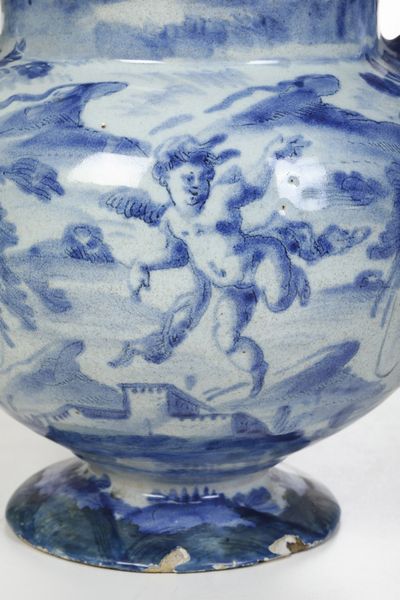 Vaso da elettuari<BR>Savona, fabbrica della società Chiodo e Peirano, probabilmente inizio del XVIII secolo<BR>  - Asta Maioliche e Porcellane - Associazione Nazionale - Case d'Asta italiane
