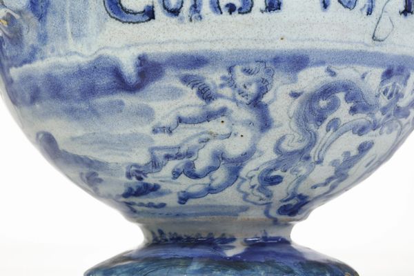 Vaso da elettuari<BR>Savona, fabbrica della società Chiodo e Peirano, probabilmente inizio del XVIII secolo<BR>  - Asta Maioliche e Porcellane - Associazione Nazionale - Case d'Asta italiane
