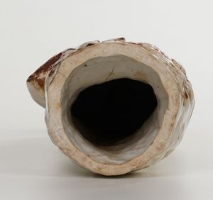 Figurina<BR>Cina, XVII-XVIII secolo<BR>Decorazione: Europa XVIII secolo<BR>  - Asta Maioliche e Porcellane - Associazione Nazionale - Case d'Asta italiane