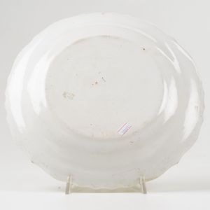 Grande piatto<BR>Belgio, Manifattura di Tournai, seconda met� del XVIII secolo<BR>  - Asta Maioliche e Porcellane - Associazione Nazionale - Case d'Asta italiane